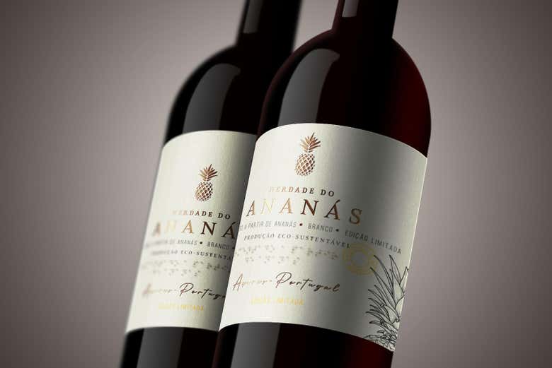 Visita a una plantación de piñas con degustación de vinos