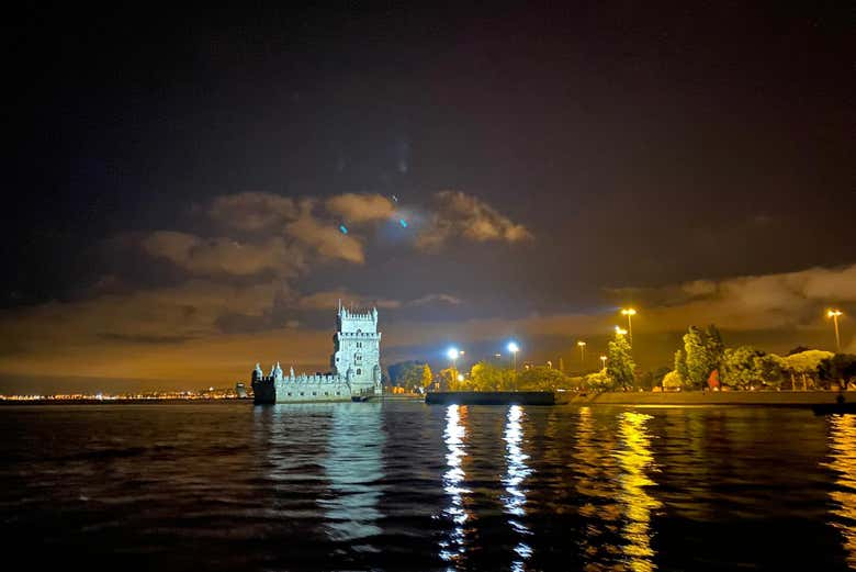 Paseo nocturno en velero por el Tajo