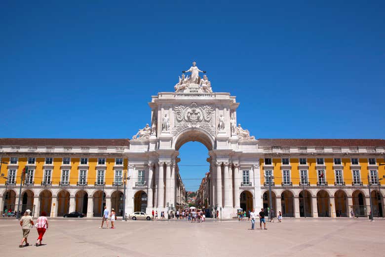 Entrada al Arco de Rua Augusta