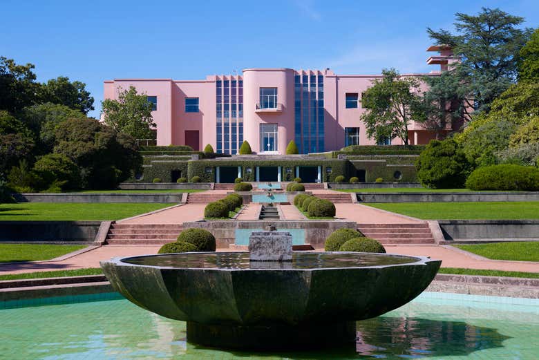 Entrada a la Fundación Serralves