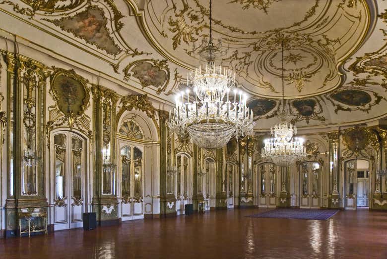 Tour por los palacios reales de Sintra y Lisboa