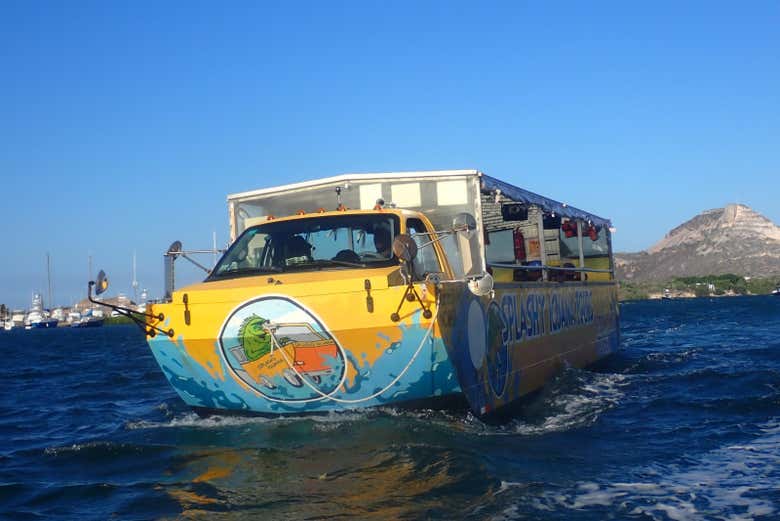 Tour en autobús anfibio por Willemstad