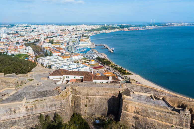 Tour por la Sierra de Arrábida + Avistamiento de delfines