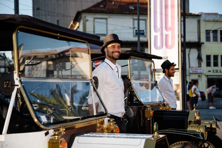 Tour privado en coche clásico por Oporto