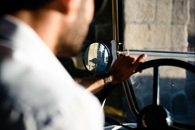 Tour privado en coche clásico por Oporto