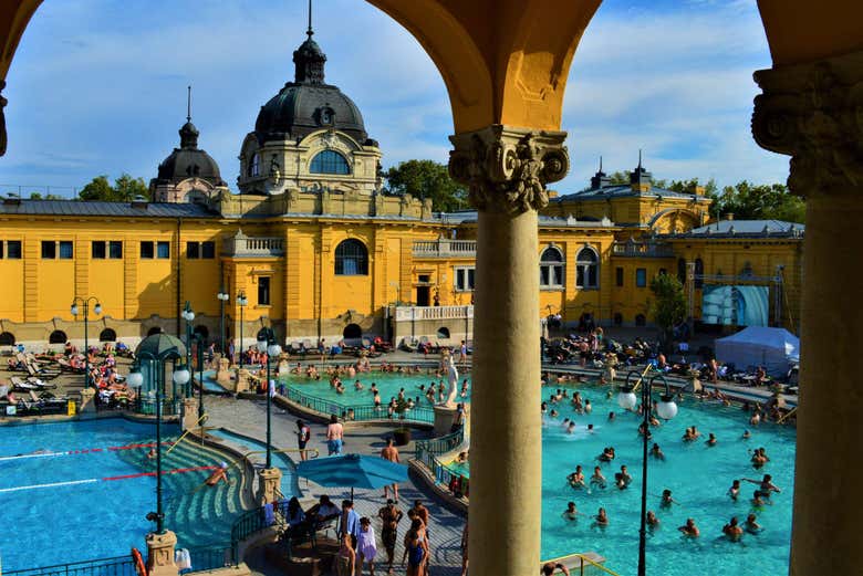 Entrada al Balneario Széchenyi