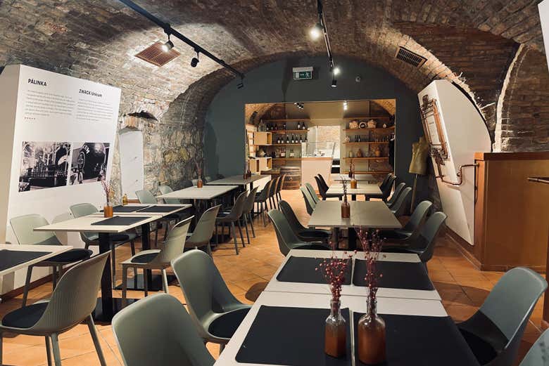 Entrada a Gastro Cellar