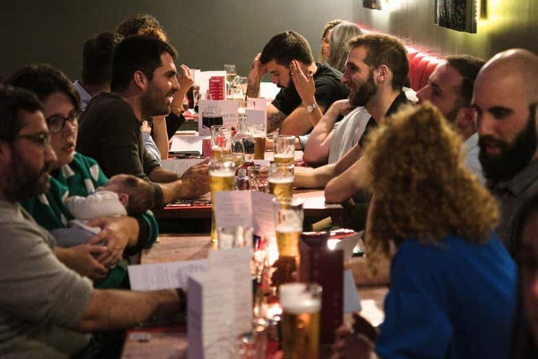 Cena y concierto de folk escocés