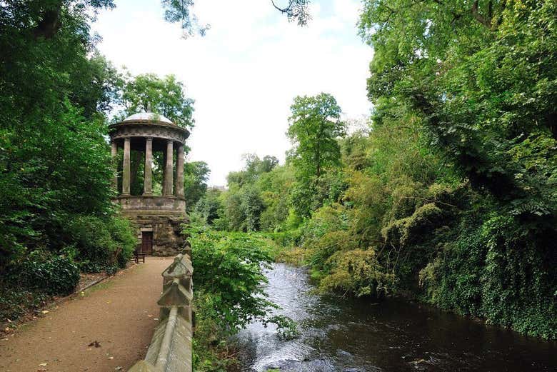 Tour privado por Edimburgo con guía en español