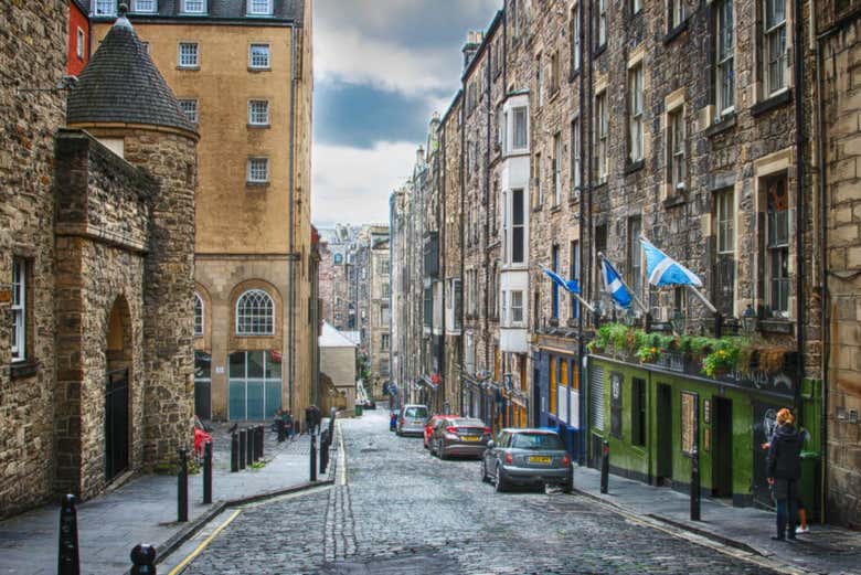 Tour privado por Edimburgo con guía en español