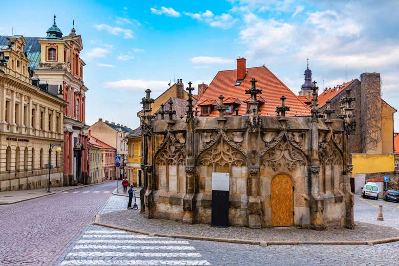 Tour privado por Kutná Hora con guía en español
