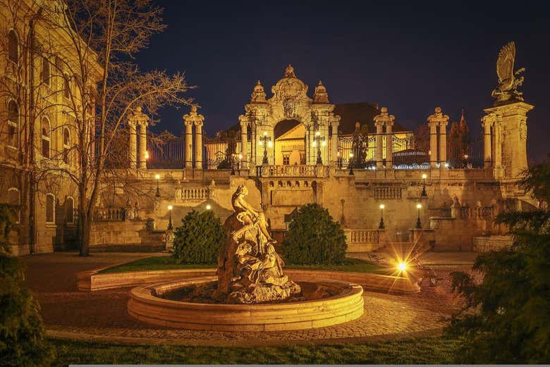 Free tour nocturno por Buda