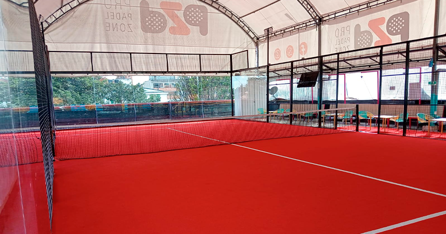 ¡Padel en equipo! La diversión es para 4