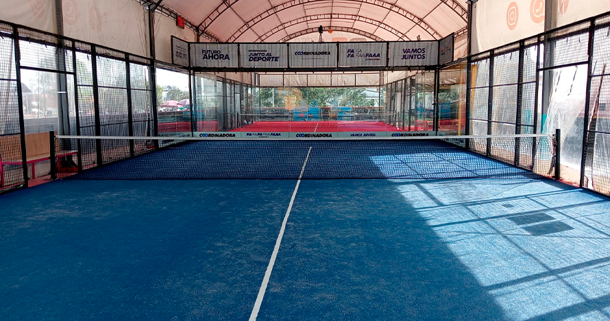 ¡Padel en equipo! La diversión es para 4