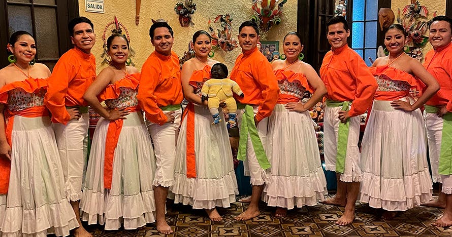 Noches de Folklore en La Calendaria