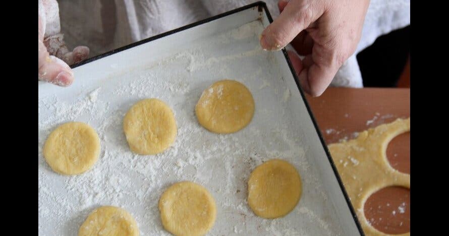BA: Experiencia de Cocina de Empanadas y Alfajores en Palermo