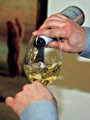 Degustación de Malbec y Vinos argentinos y Tour de arte urbano 