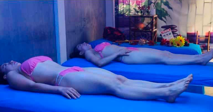 Momento de relajación para amigos y amigas