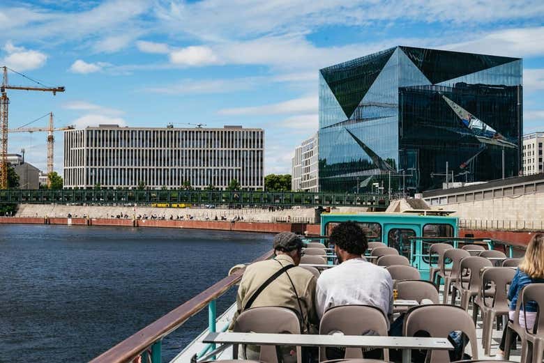 Paseo en barco por el río Spree