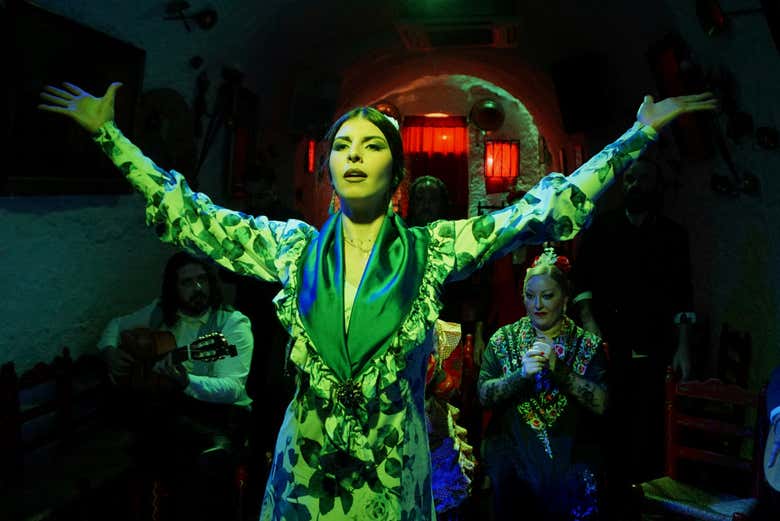 Cuevas Los Tarantos: espectáculo flamenco en Granada