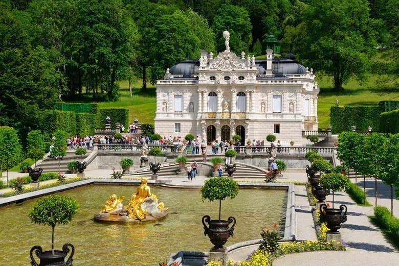 Excursión al castillo de Neuschwanstein y el palacio de Linderhof con guía