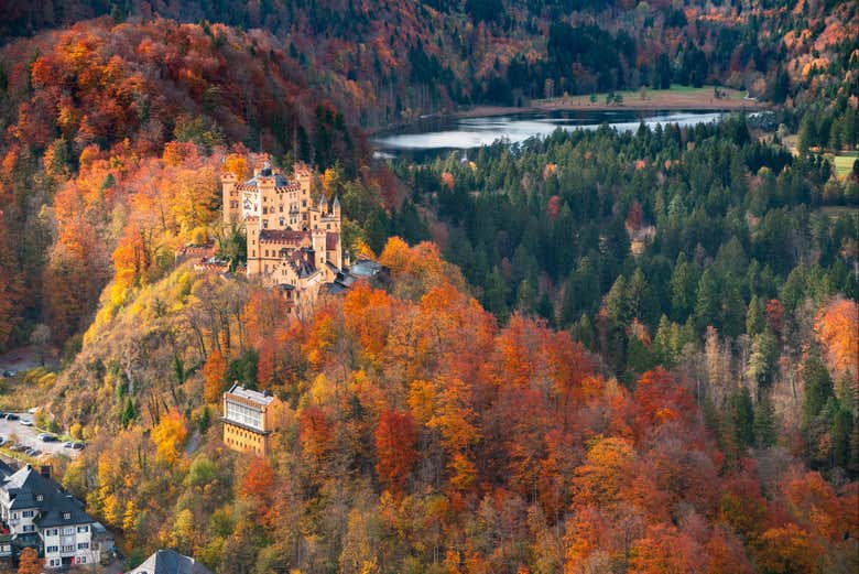 Excursión al castillo de Neuschwanstein y el palacio de Linderhof con audioguía