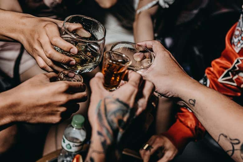 Pub Crawl ¡Tour de fiesta por Frankfurt!