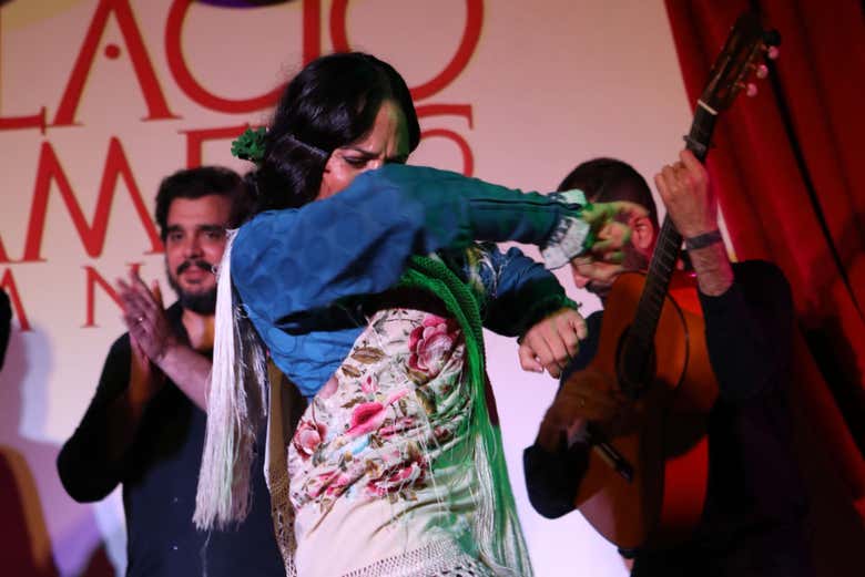 Espectáculo en el tablao Palacio Flamenco