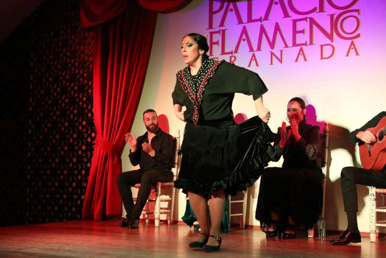 Espectáculo en el tablao Palacio Flamenco