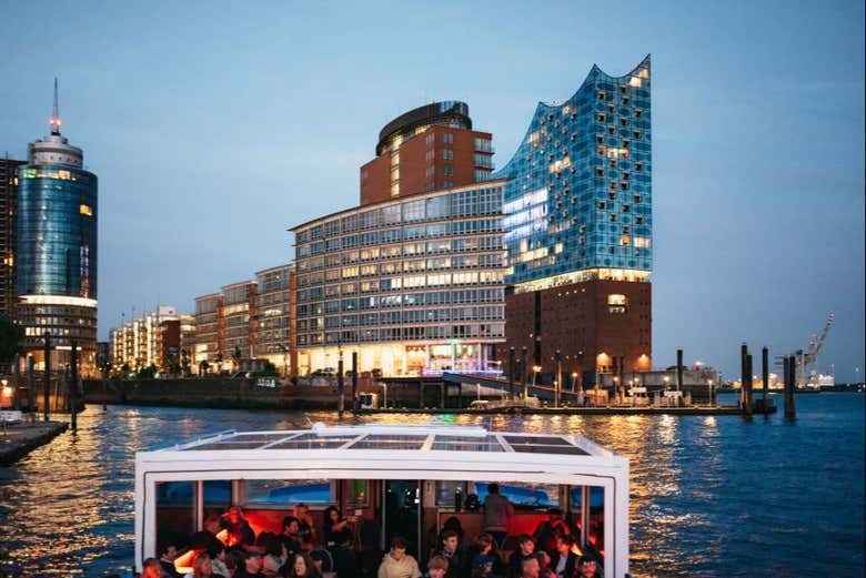Paseo en barco por Hamburgo
