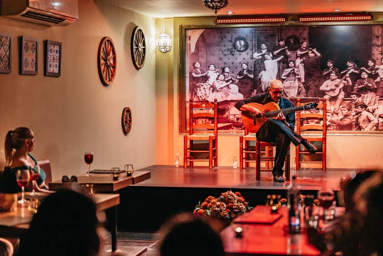 Espectáculo flamenco en el tablao La Cantaora