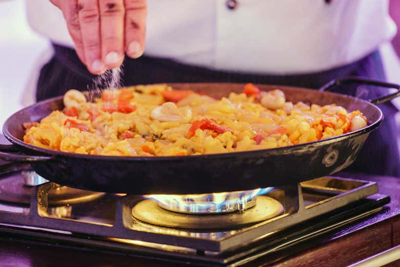 Taller de paella cordobesa y salmorejo