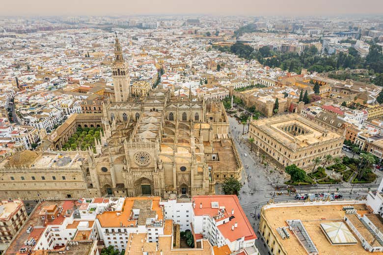 Visita guiada por la Catedral y la Giralda en grupo reducido