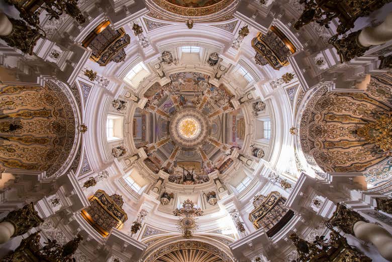Tour por la Macarena + Palacio de las Dueñas
