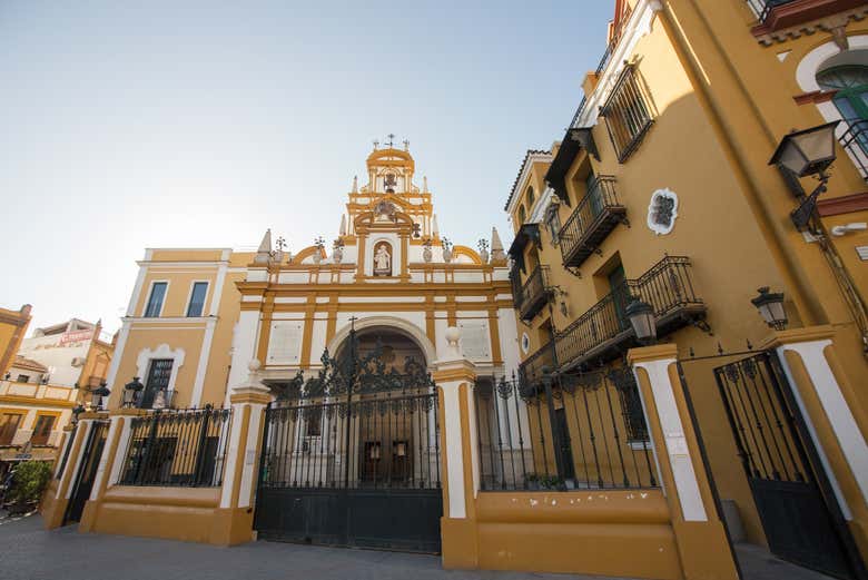 Tour por la Macarena + Palacio de las Dueñas
