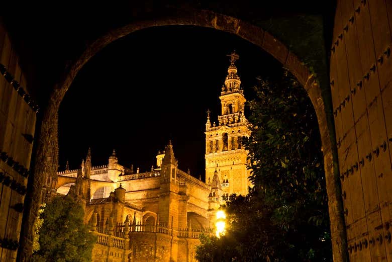 Tour de los misterios y leyendas de Sevilla