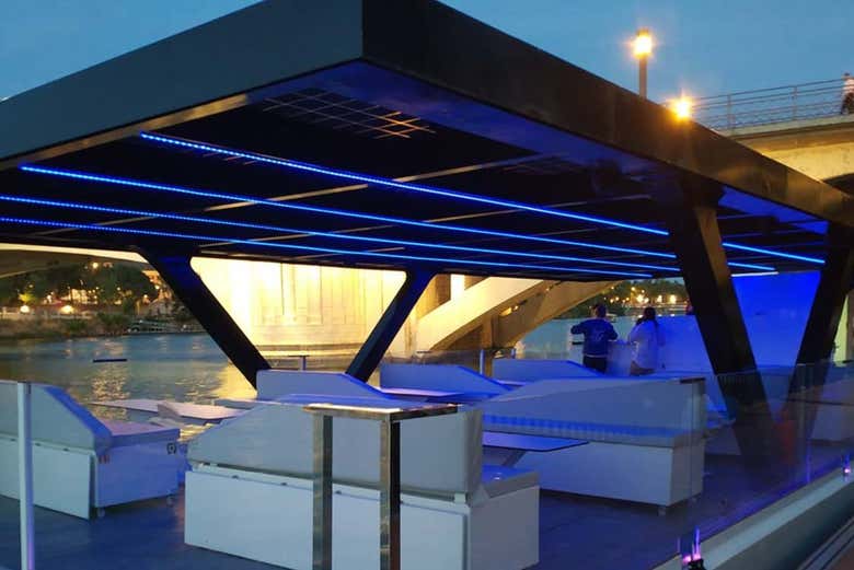Paseo en barco ecológico por el río Guadalquivir
