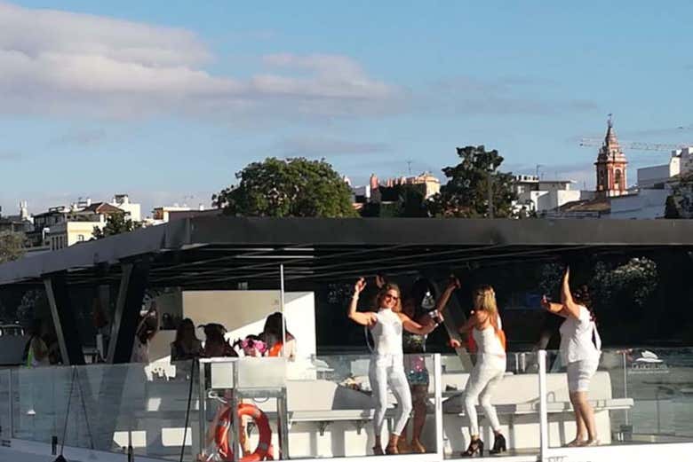 Paseo en barco ecológico por el río Guadalquivir