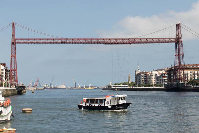 Paseo en barco por la Ría de Bilbao y la Bahía del Abra