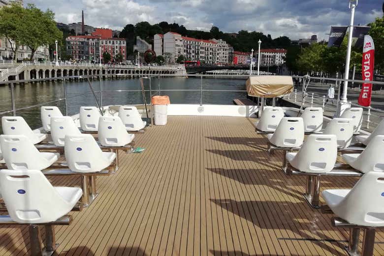 Paseo en barco por Bilbao