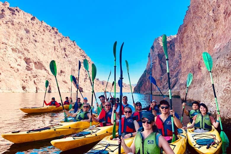 Tour en kayak por la Cueva Esmeralda