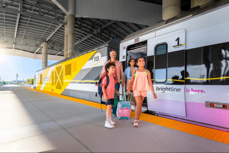 Excursión en tren de alta velocidad Brightline a Universal Orlando Resort