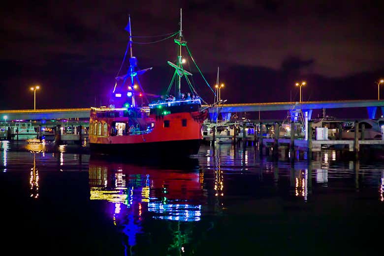 Paseo en barco pirata por Miami