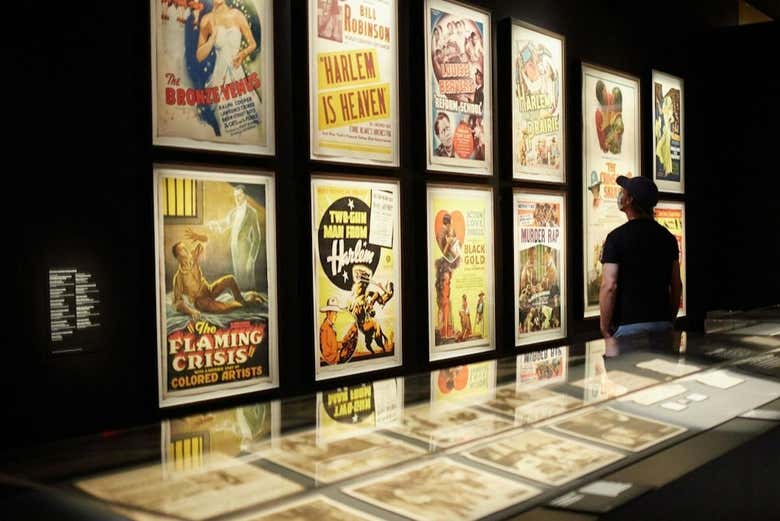 Entrada al Academy Museum of Motion Pictures