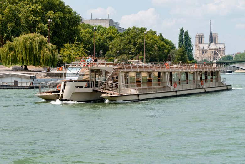 Go City Paris Explorer Pass