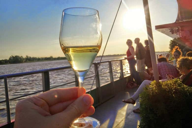 Crucero con degustación de vinos o de canelés