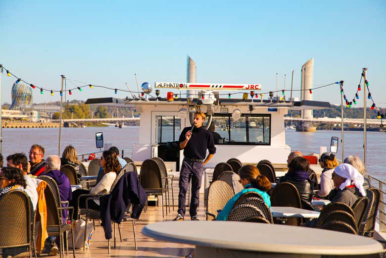 Paseo en barco por el río Garona
