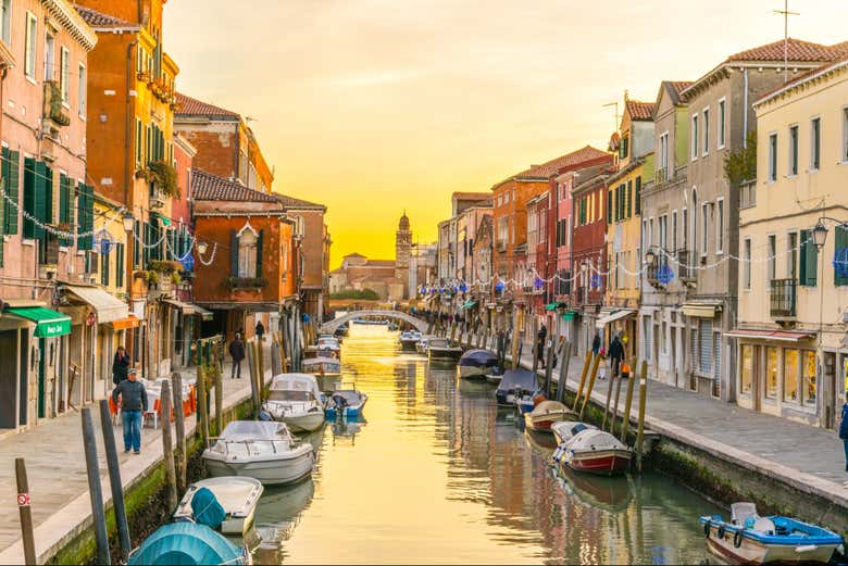 Excursión a Murano y Burano + Visita a un taller de vidrio