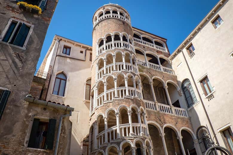 Subida al campanario de San Marcos + Experiencia de realidad virtual