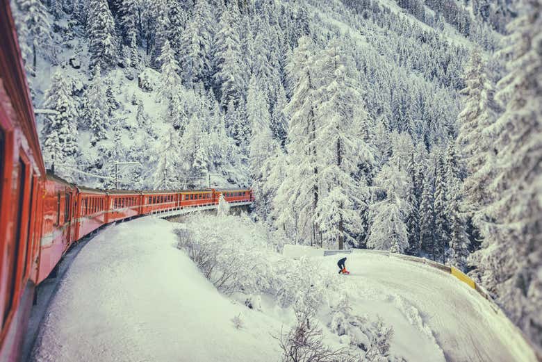 Alpes Suizos y St. Moritz en tren